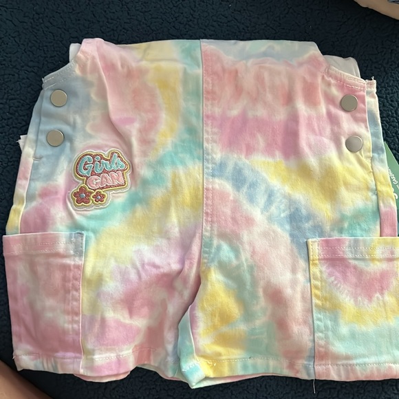girls tie dye shortalls 365kids Garanimals size 5 NWT and size 8 tshirt bundle - Picture 2 of 5